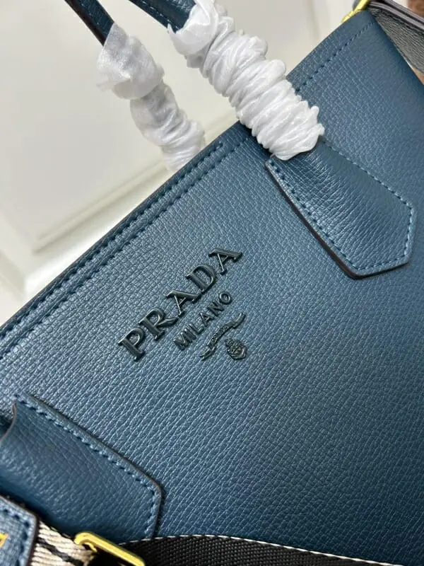 prada aaa qualite sac a main  pour femme s_117a13b3